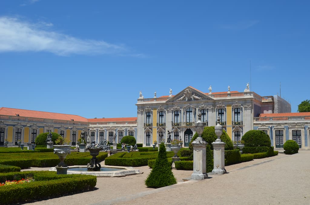 Palácio e jardins de queluz | pontos turísticos de lisboa