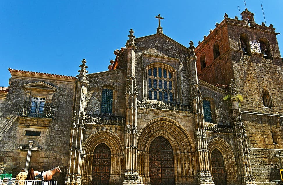 Catedral de lamego | cidades de portugal