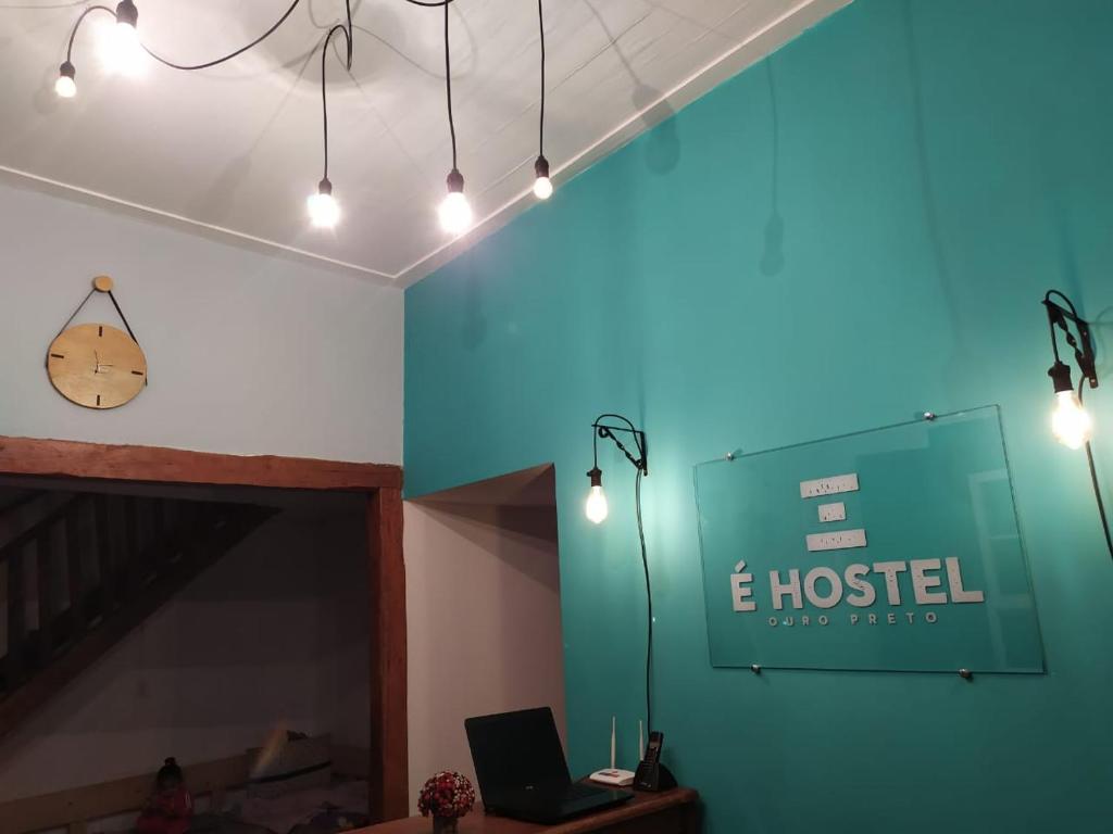 Check-in do É Hostel | Hostel Barato em Ouro Preto 