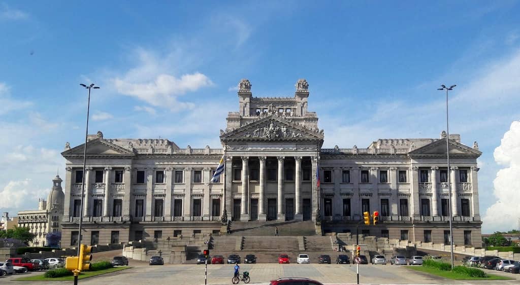 Palácio legislativo do uruguai